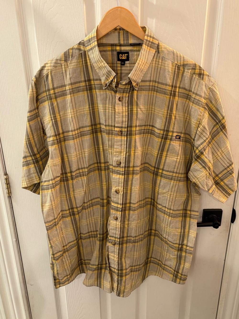 Caterpillar Yellow and Gray Plaid Short Sleeve Button-Down Shirt